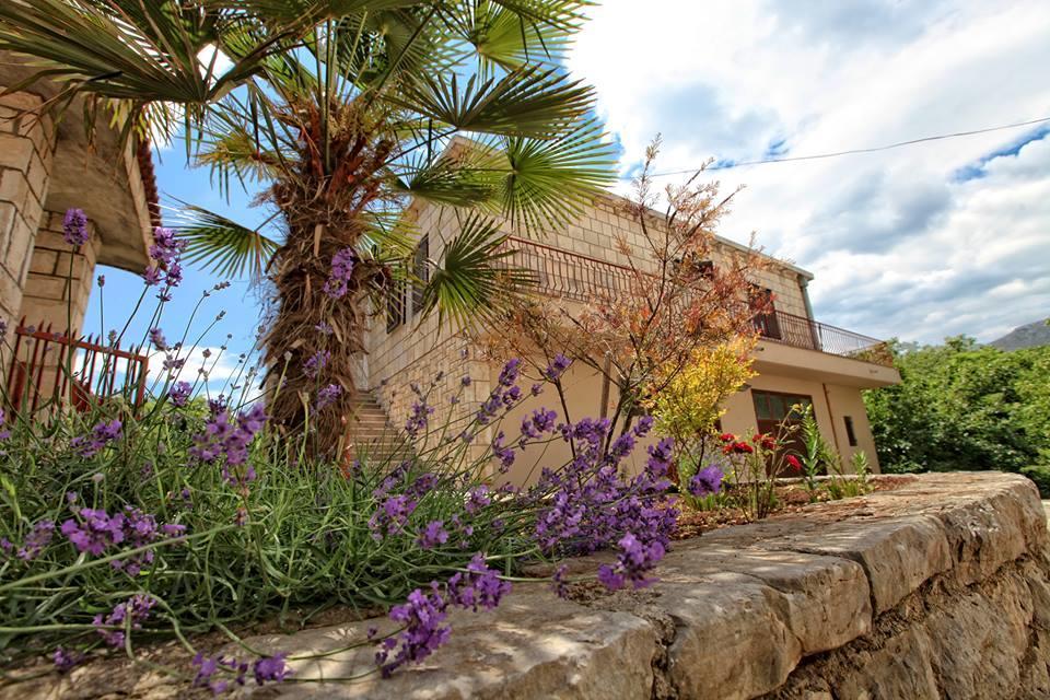 Hostel Polako Trebinje Exterior photo